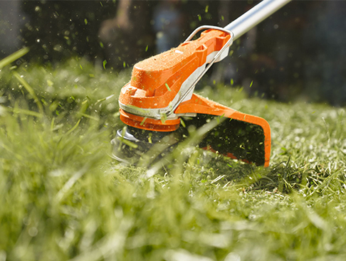 Herramientas comunes de jardinería y reglas de mantenimiento.